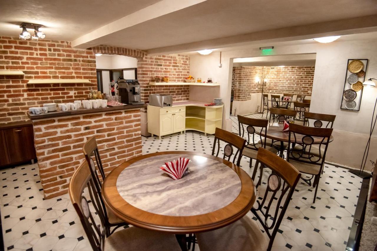 Ana Boutique Bed & Breakfast Alba Iulia Luaran gambar